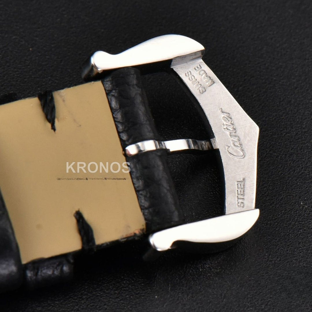 Tank Must Small 29.5×22mm White Dial - Authentic Movement