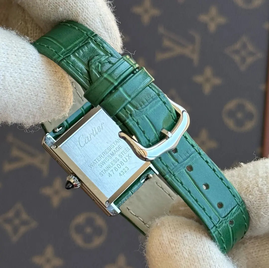 Detalle esfera verde minimal del Tank Steel by Kronos Relojes