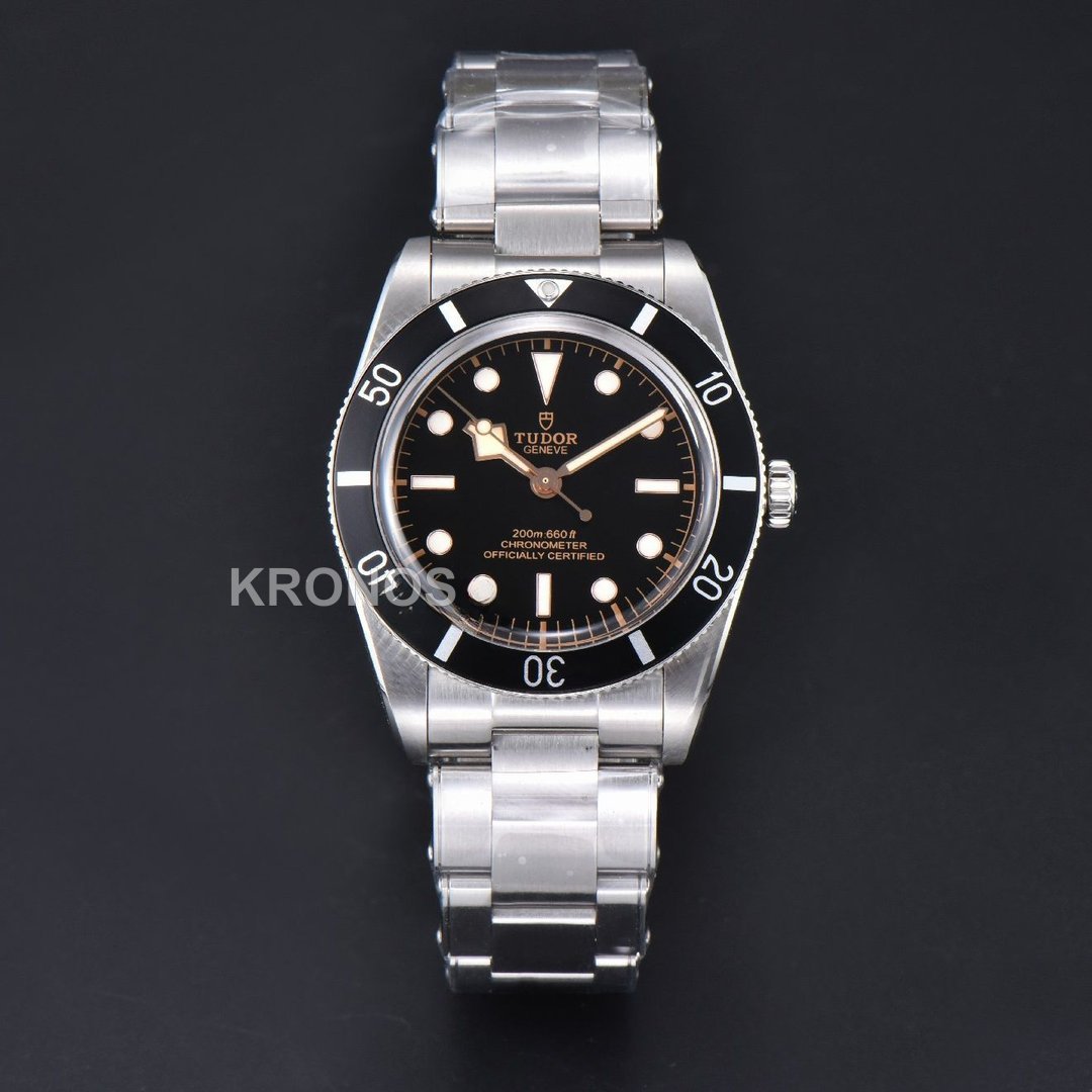Heritage Black Bay 54 37mm Black Dial - Authentic Movement