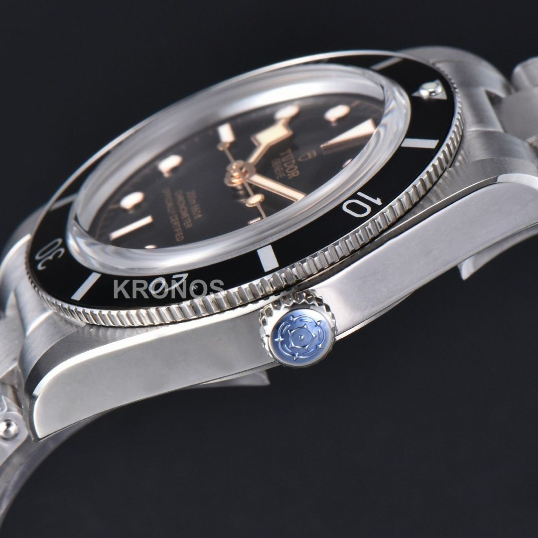 Heritage Black Bay 54 37mm Black Dial - Authentic Movement