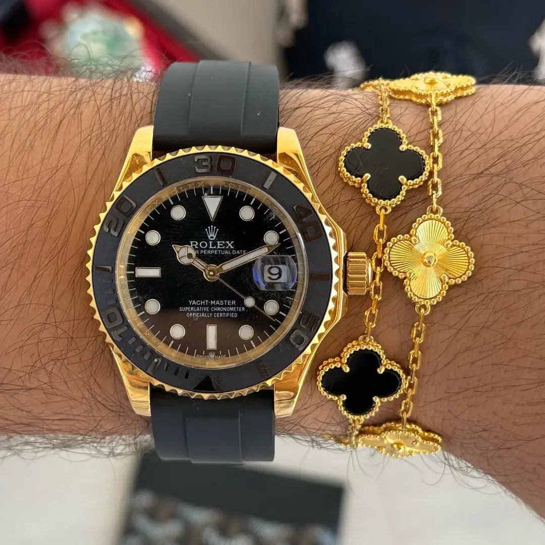 Reloj de lujo Yacht-Master oro amarillo con esfera negra - Kronos